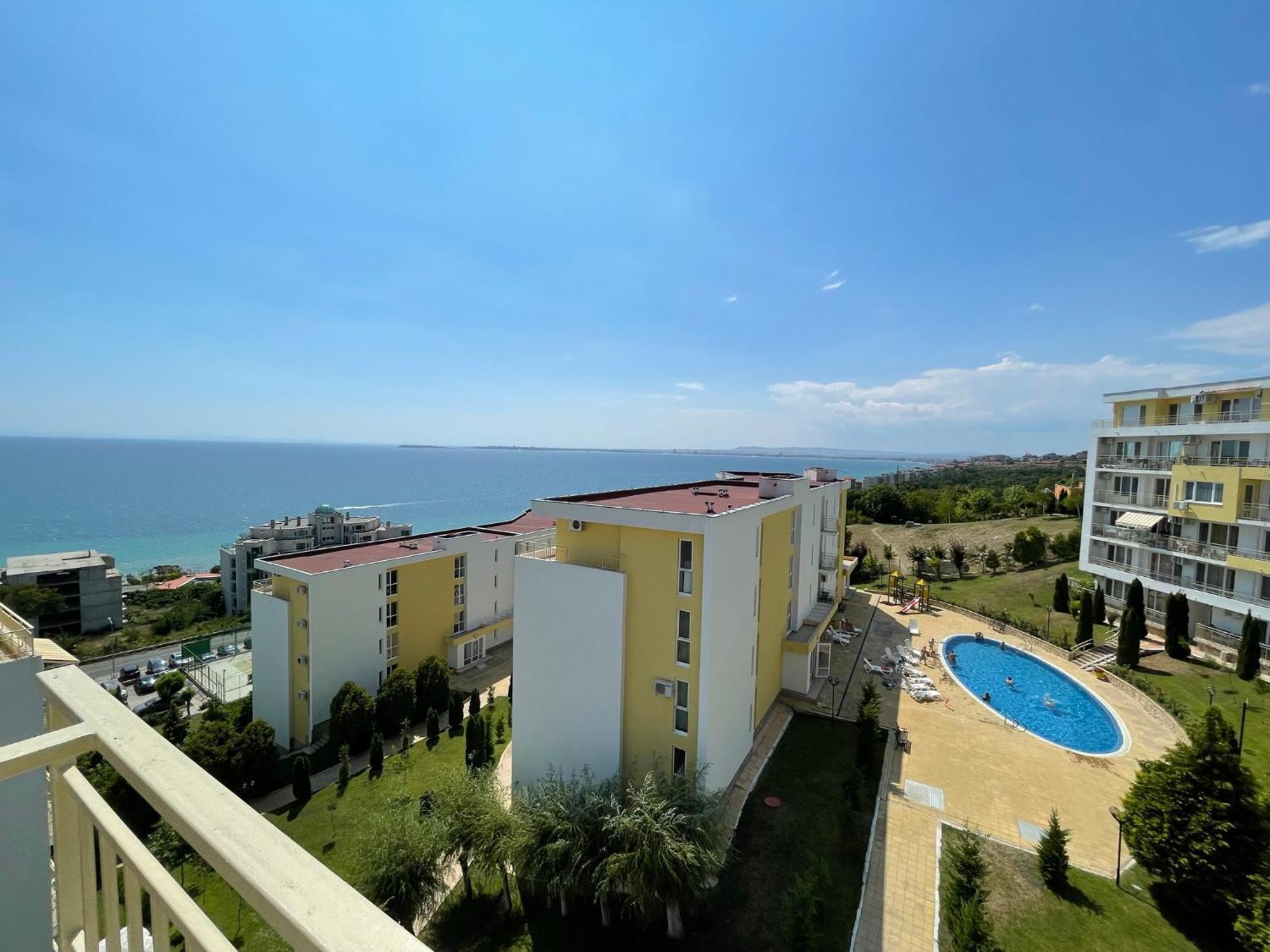 Fort Noks - Menada Apartments Sveti Vlas Room photo